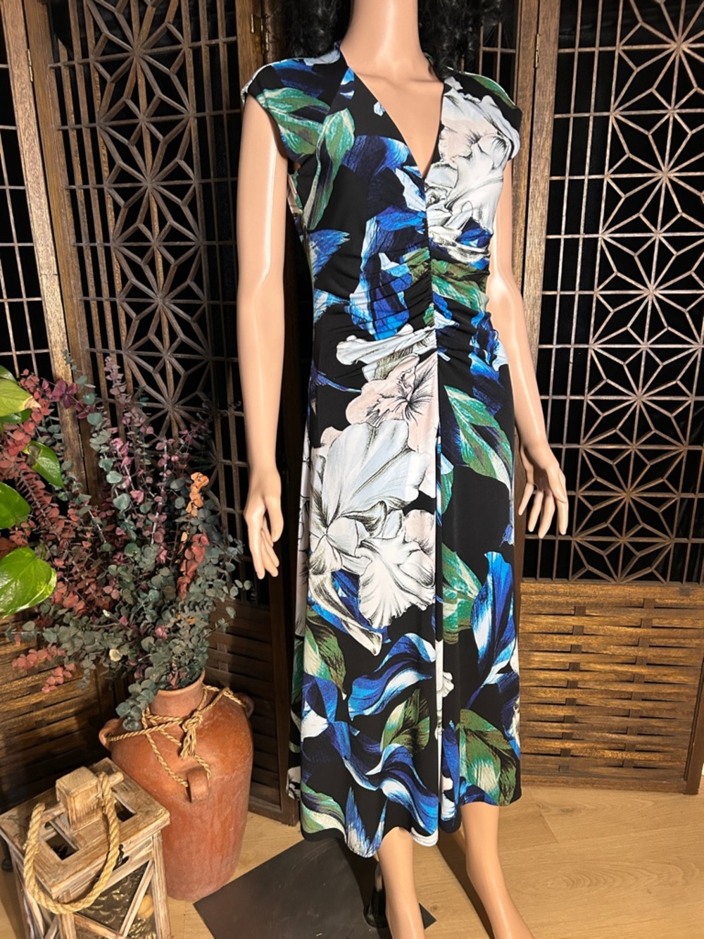 WHITE HOUSE BLACK MARKET SUMMER DRESS S